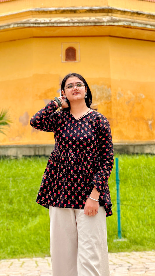 Phool in full sleeves